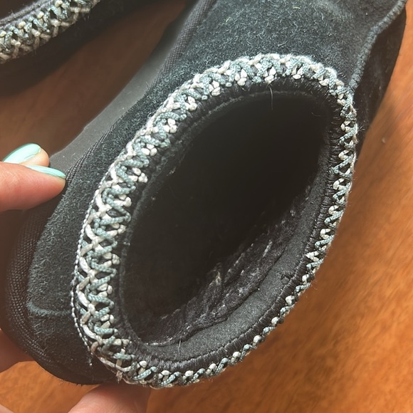 UGG Kids Tasman II Size 11c Little Kid Moccasin Slippers - Black - Picture 8 of 9